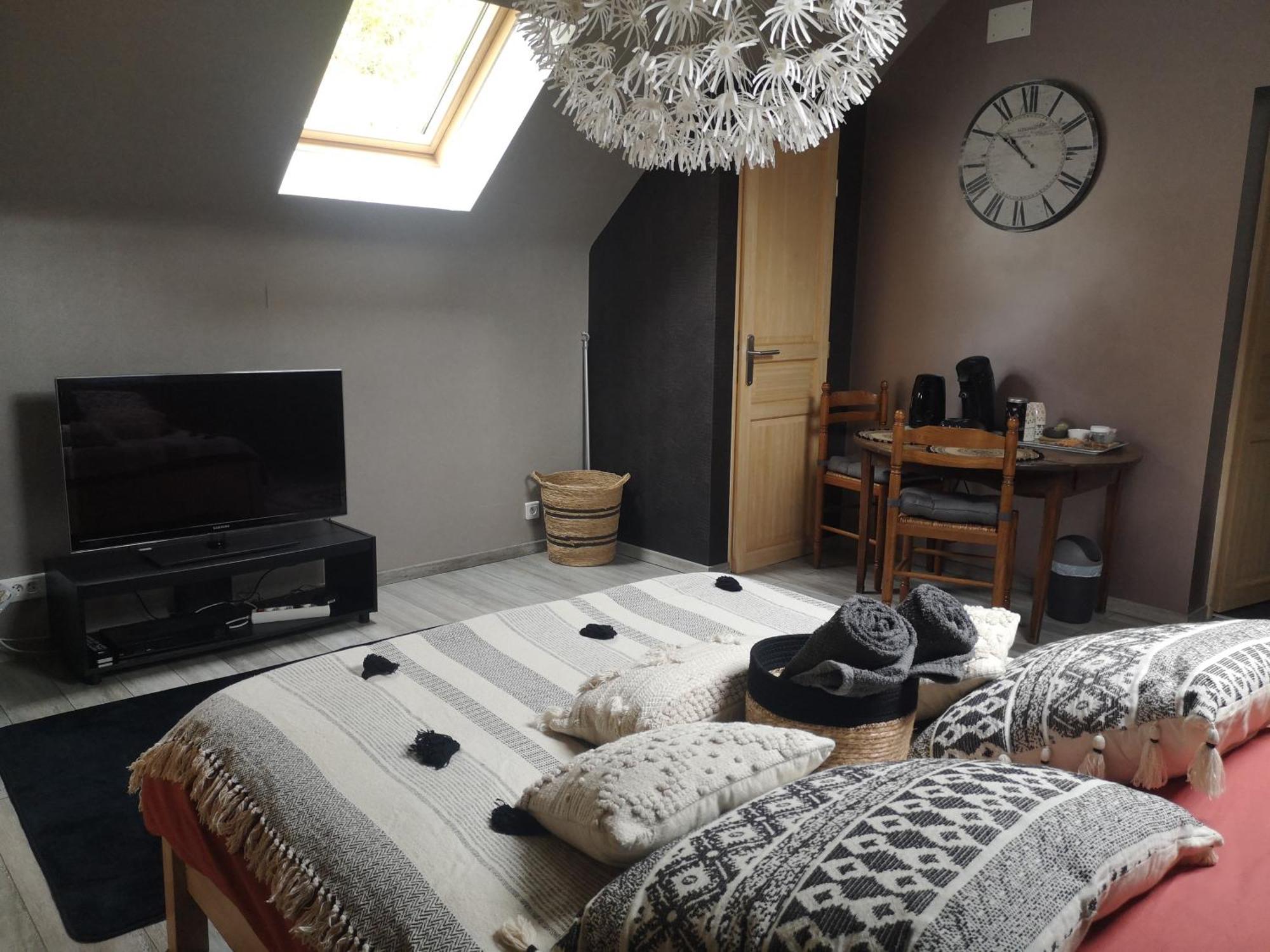 Agreable Chambre Privee Avec Entree Independante Langeais Εξωτερικό φωτογραφία